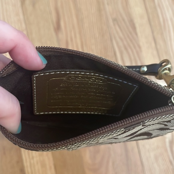 Classic Brown Canvas Coach Wristlet - Picture 4 of 4